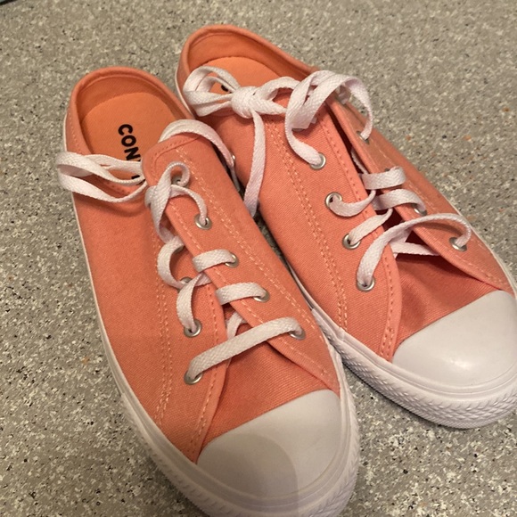 Converse slip on size 7 pink new no box - Picture 2 of 5